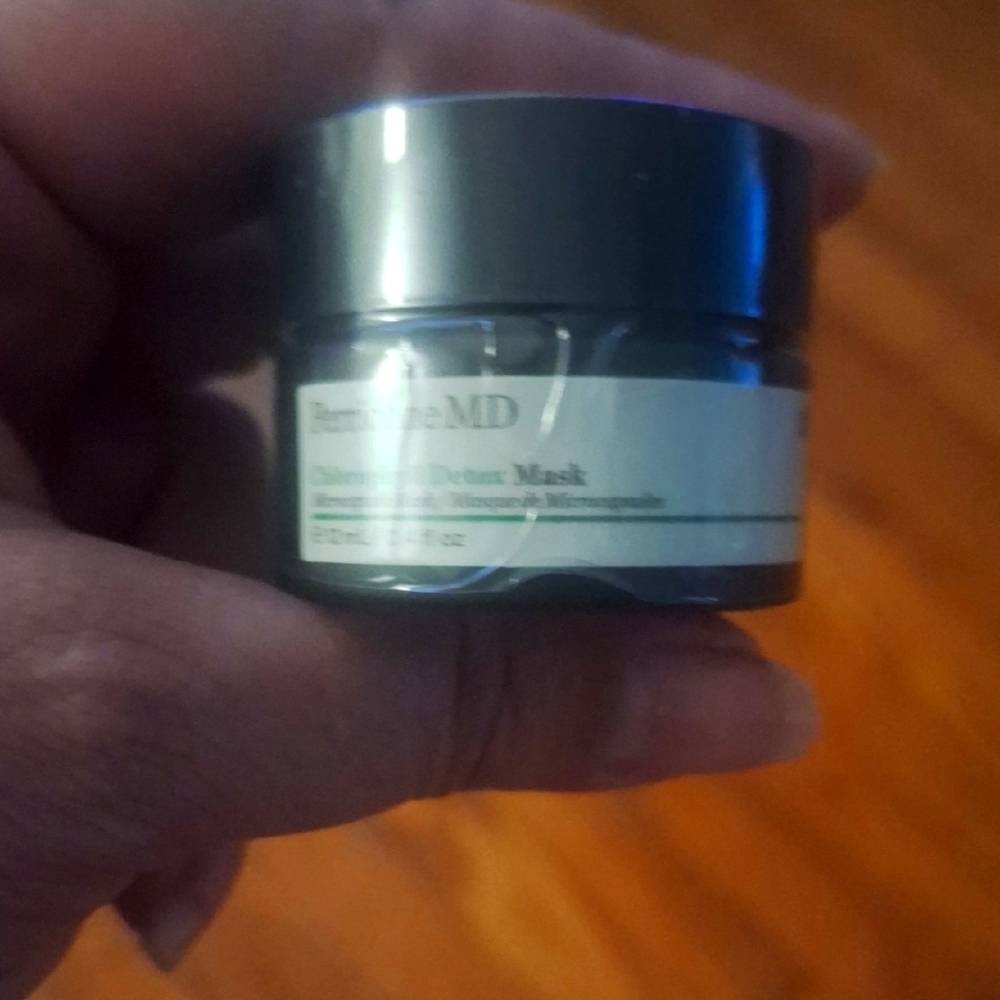 Charcoal Detox Mask - Black